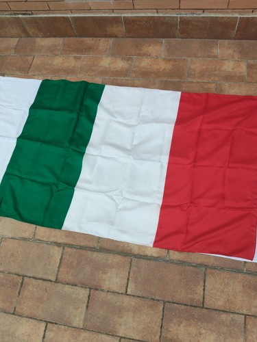 Bandiera tricolore italia - bandiera,